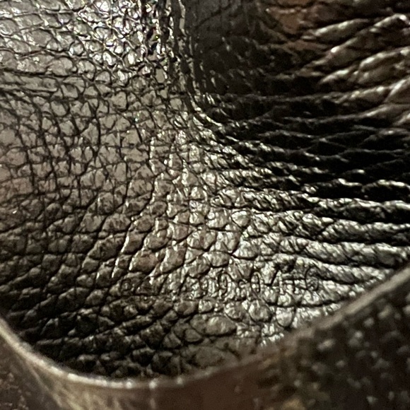 💯AUTHENTIC… GUCCI UNISEX Key Holder// Card Holder//Mini Wallet/ LEATHER. - Picture 3 of 8